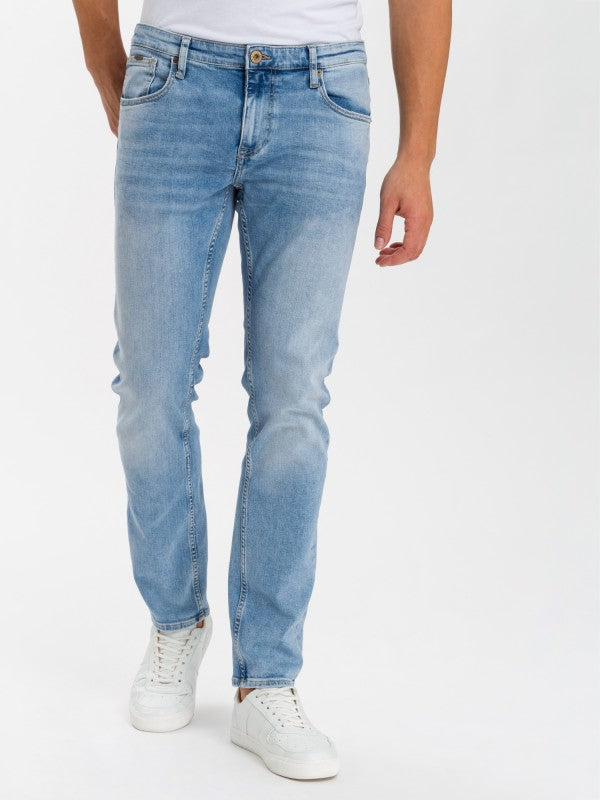 CROSS JEANS - DAMIEN, Slim Fit, Light Blue Used, Vorne, Unterkörper, Produktfoto