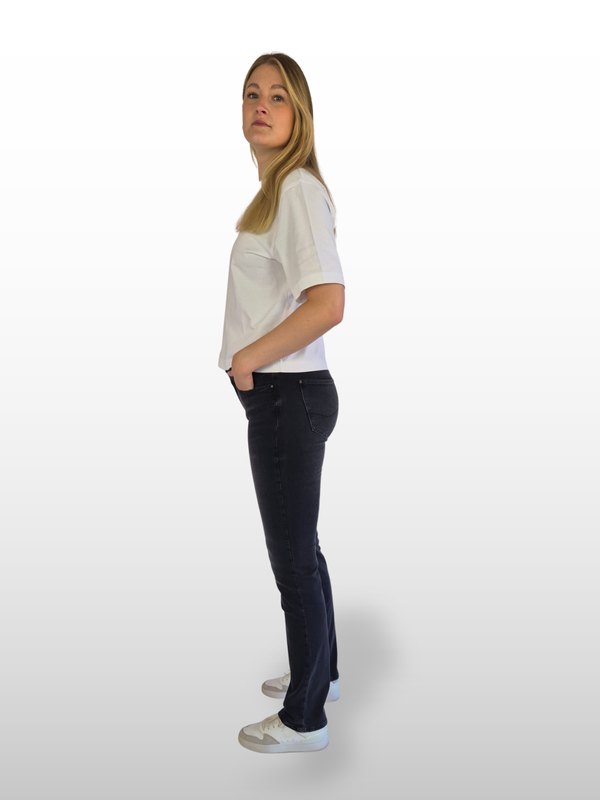 N_487-075_-_cross_jeans_null_seite