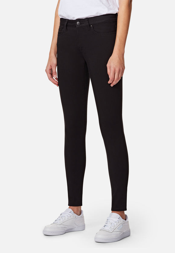 Entdecke stylische schwarze Jeans von Top-Marken auf langehosen.de!