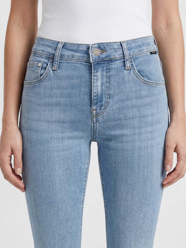 ADRIANA-ICEBRUSHED-10728A1278-FRONT-DETAIL