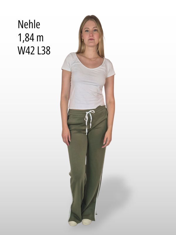 BGLVY - AMBER, Straight Leg, High-Waist, Khaki vorne