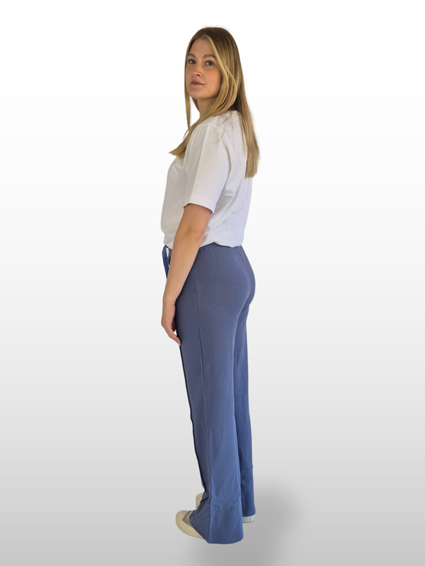 BOGILVY - EMMA, Wide Leg, Sweatpants, High-Waist, Blue Granite seitlich