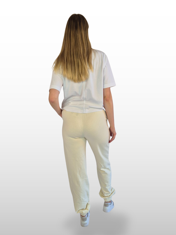 BOGILVY - STELLA, Straight Fit, Sweatpants, Mid Rise, VANILLE ICE hinten
