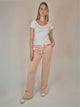 Bogilvy-Damen-JoggingFit-Beige-Ganzkörperbild-vorne.