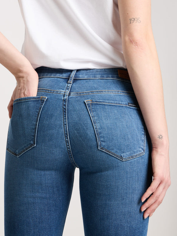 CROSS JEANS - FAYE, Flared Leg, High-Waist Denim Jeans detail