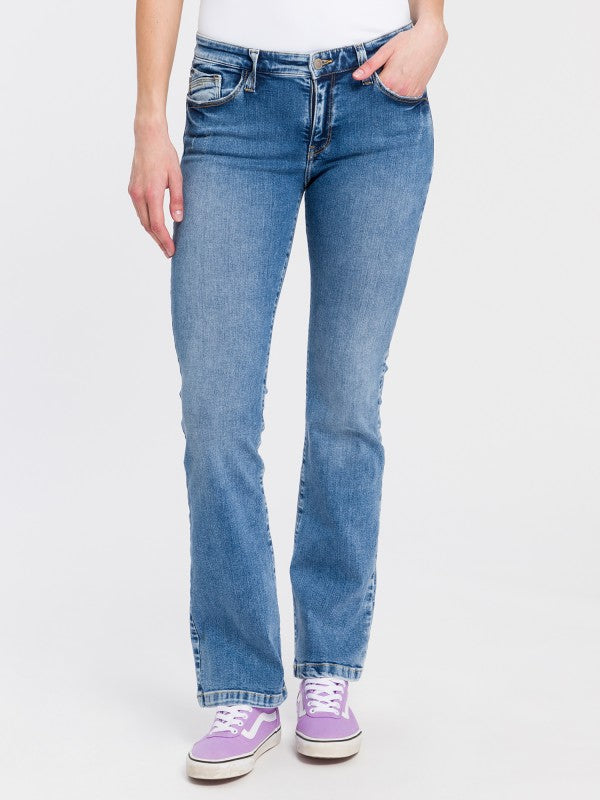 CROSS JEANS - LAUREN Jeans, Bootcut,  Mid-Waist, Mid Blue vorne