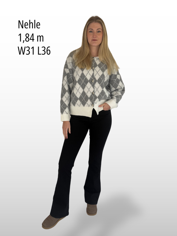CrossJeans-Faye-Bootcut-P 433-025-Ganzkörperbild-vorne