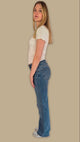MAVI_Ibiza_Straight_MidShaded_Ganzkörper_seite
