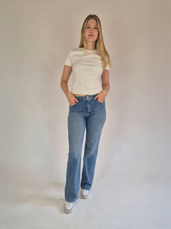 LTB_DANICA_NAVITA WASH_High Waist_WideLeg_Ganzkörperbild_vorne