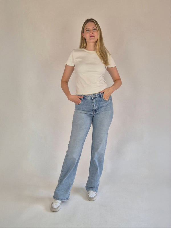 LTB_DANICA_ROAN_WASH_WideLeg_Ganzkörper_vorne