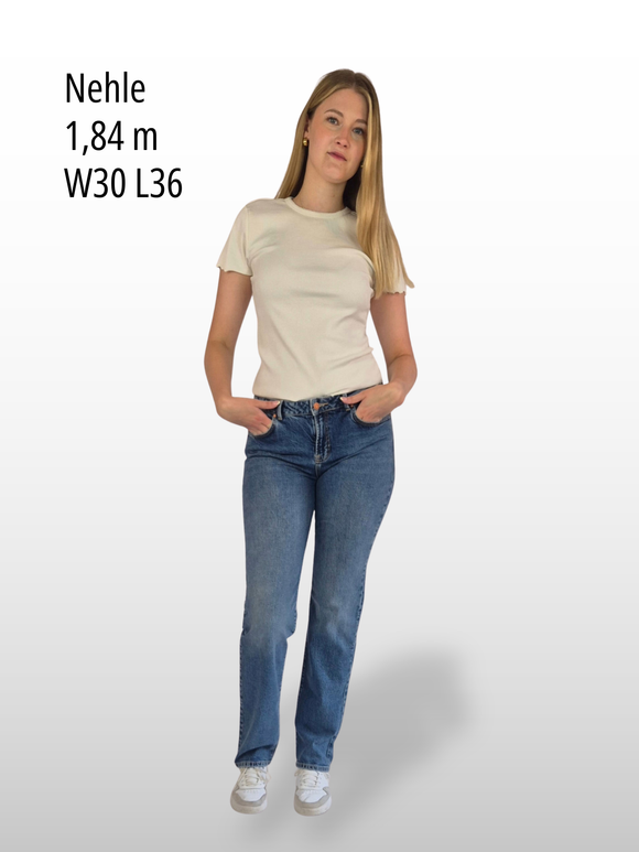 LTB_Fallon300-MiyanaWash_StaightFit_MidWaist_Ganzkoerper_vorne