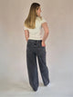 LTB_LARRIE_KAIYARWASH_Baggy_Barrel_Ganzkörperbild_hinten