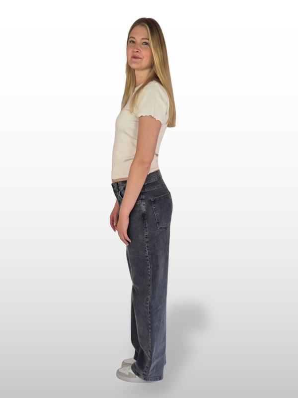 LTB_LARRIE_KAIYA_R_WASH_Baggy_Barrel_Ganzkoerperbild_seitlich