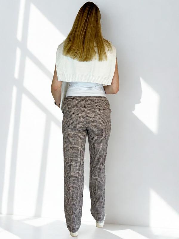 MAC Chiara Smart, Straight Fit, High-Waist, Autumn Rose Che_Ganzkörperbild_hinten