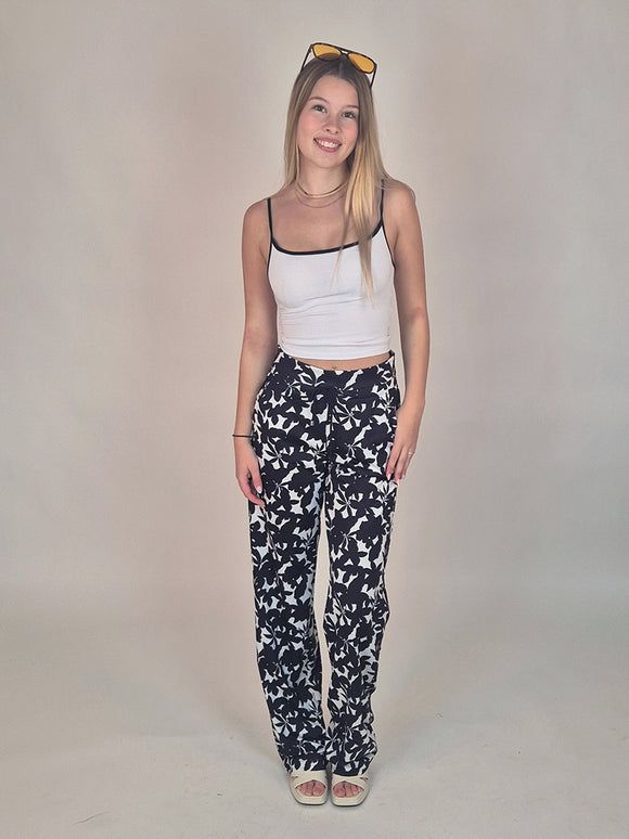 MAC_Easy Wide Leg floral_Ganzkörper_vorne