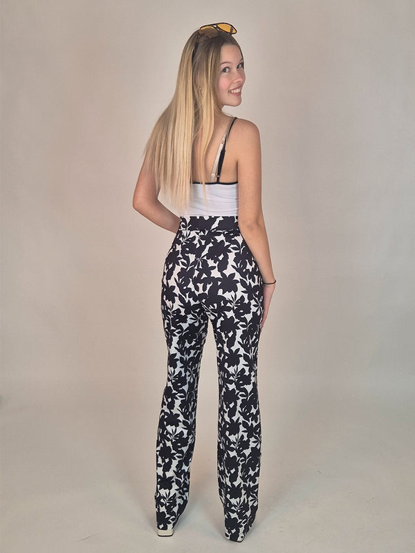 MAC_Easy Wide Leg floral_Ganzkörper_hinten