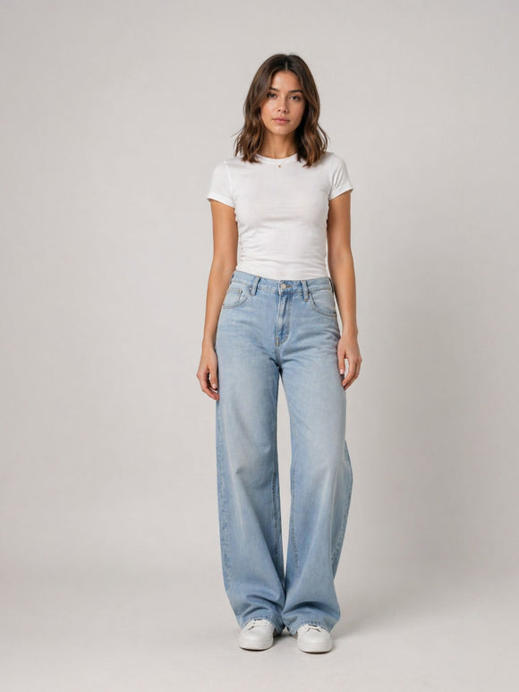 MAVIJEANS-LEILA-IceBrushed-Barrel-LightDenim