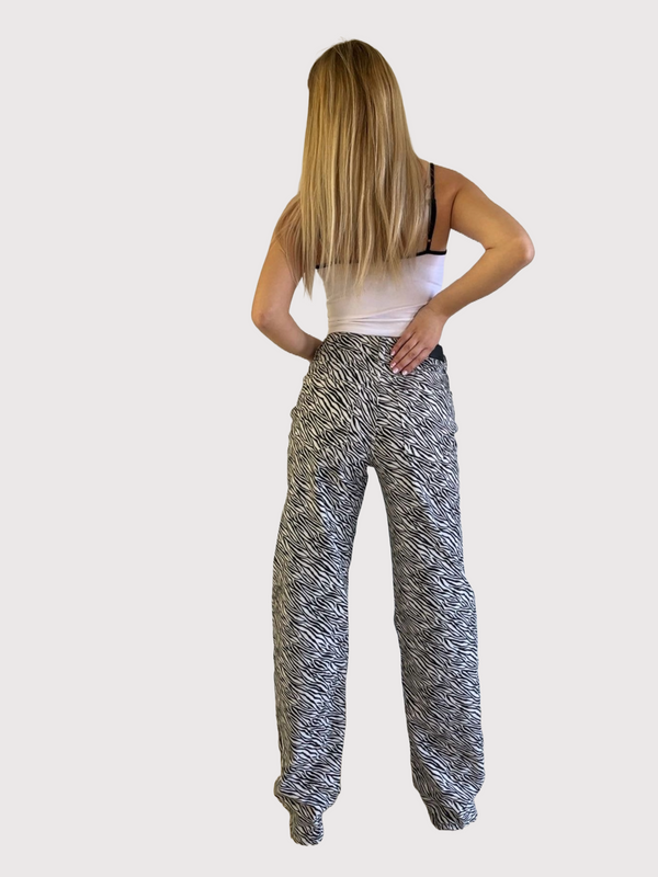 MAVI - MALIBU, High Waist, Loose Wide Leg, Zebra Denim hinten