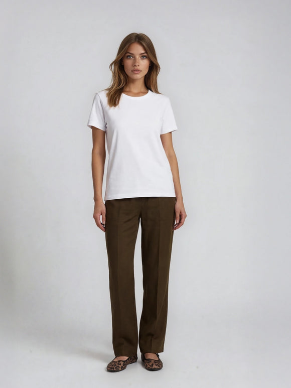 Mac Nora-TruffelBrown-StraightFit-Ganzkörperbild-vorne