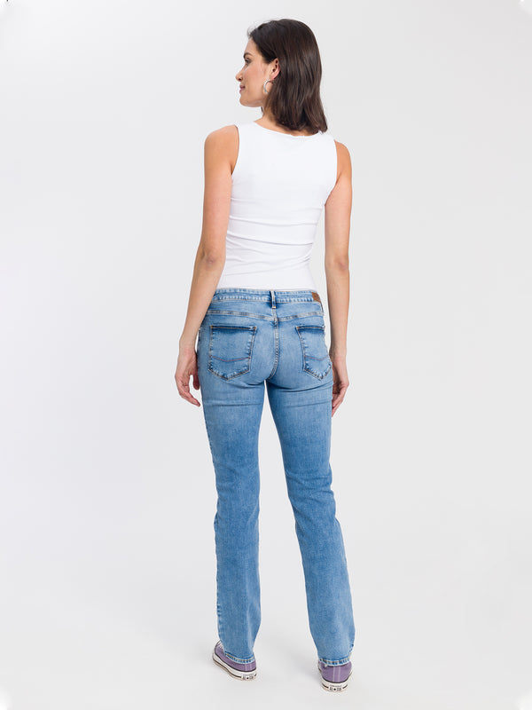 CROSS JEANS - ROSE Jeans, Regular Fit, Mid Blue, Hinten, Ganzkörper