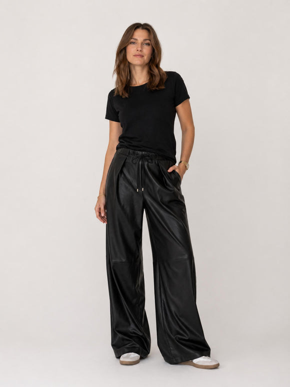 ONLYM-Palazzo-Lederimitat-Hose-black-vorne