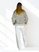 ONLYM_Stoffhose_StraightLeg_HighWaist_Ganzkörperbild_hinten
