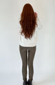 ONLYM_LEDERLEGGING_KHAKI_GANZKÖRPERBILD_HINTEN