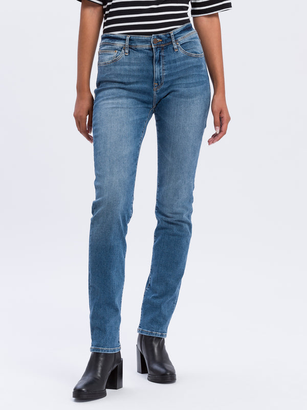 CROSS JEANS - ANYA Jeans, Slim Fit, Light Mid Blue, Länge 34 - L34 - Länge 36 - L36 - vorne - Beine - Detailansicht