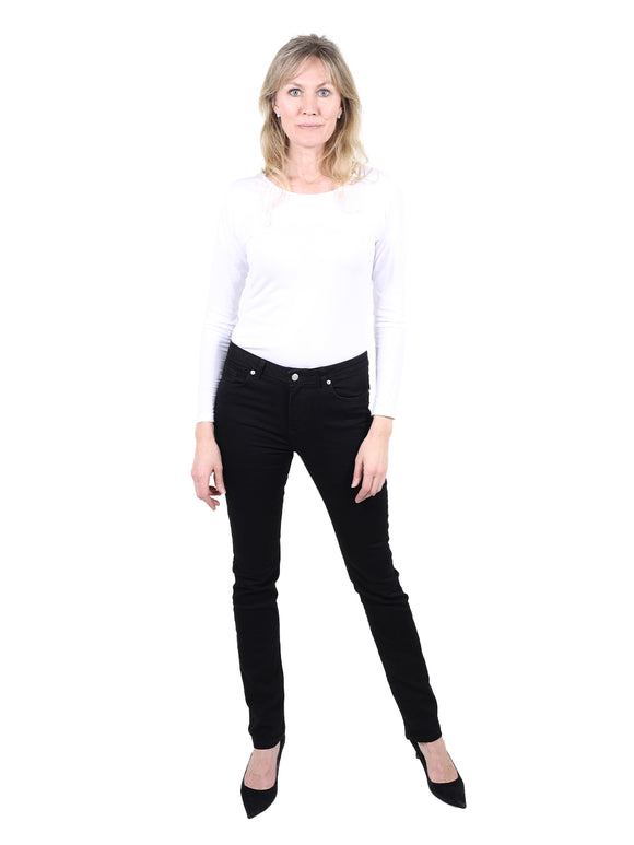 Screvet - Slim Fit - Mid Waist - Black - EMPLOY - Länge 34 - L34 - Länge 36 - L36 - Länge 38 - L38 - vorne - Ganzkörper - Vorderansicht