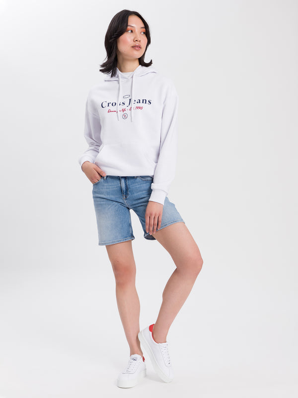 CROSS JEANS - Zena - Slim Bermuda - Light Blue - Ganzkörperansicht - vorne