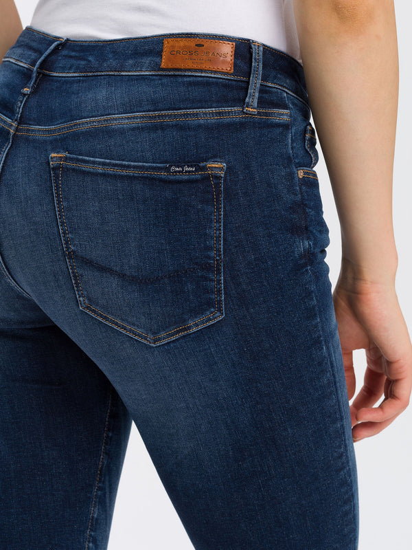 Cross Jeans - Skinny Fit - Caprihose - Low Waist - Dark Blue - AMBER - hinten - Gesäß - Detailansicht