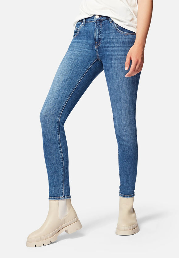 MAVI - Adriana, Skinny Fit, Slim Leg, Mid Brushed , Blue, Mid Waist, Länge 36 - L36 - Länge 38 - L38 - vorne - Beine - Vorderansicht - ORGANIC 