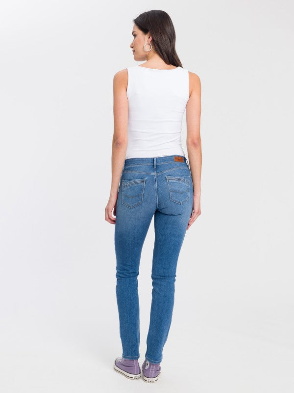 CROSS JEANS - ANYA Jeans, Slim Fit, Mid Blue, Hinten, Gankörper, Gesäß