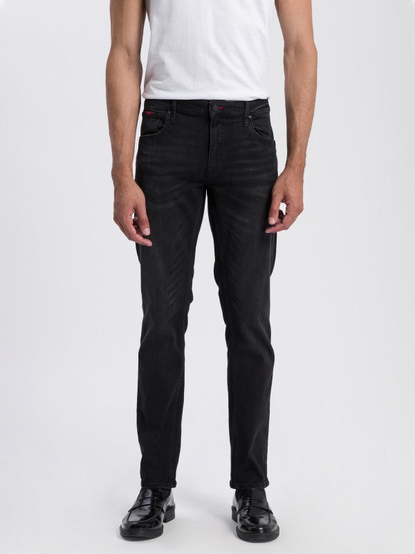 CROSS JEANS - DAMIEN, Slim Fit, Black Used, Vorne, Unterkörper