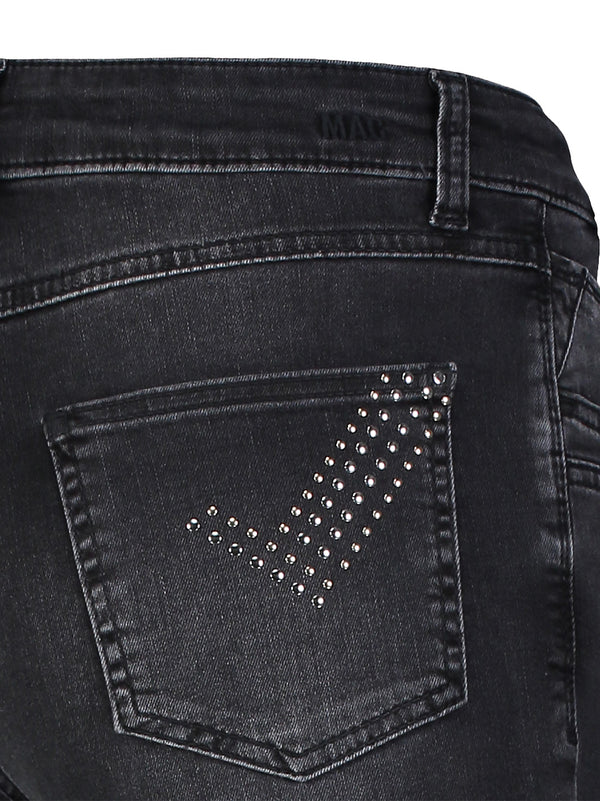MAC - MELANIE Glam, Feminine Fit, Straight Leg, Nieten, Basic Used Black Wash - High Waist, Länge 34 - L34 - Länge 36 - L36 - hinten - Gesäß - Detailansicht