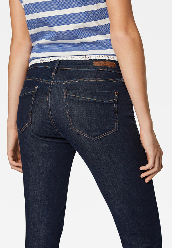 MAVI - ADRIANA, Skinny Fit, Rinse Rome Str -1072821150 - sDetailansicht - Gesäßtaschen - hinten